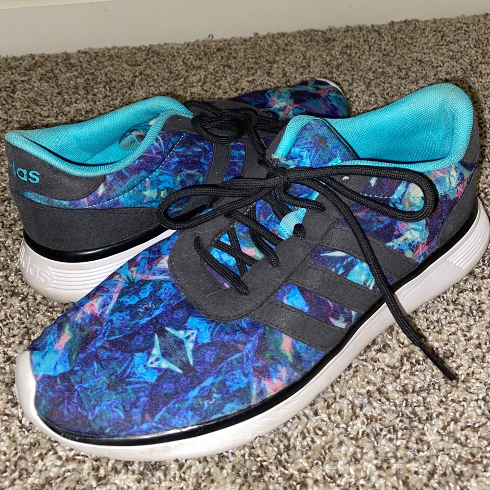 Adidas Tennis Shoes